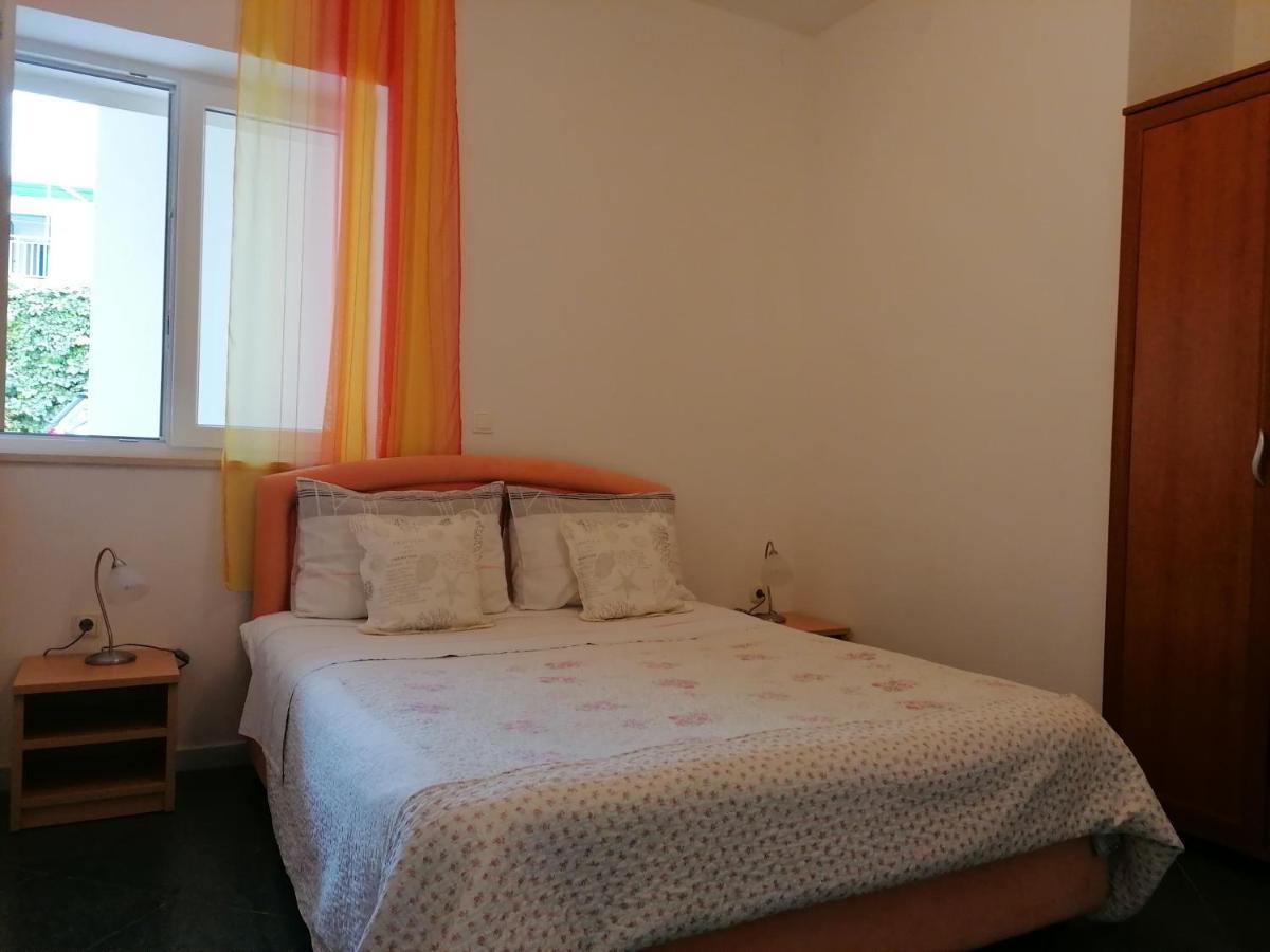 Apartments Melinda Baška Voda Extérieur photo