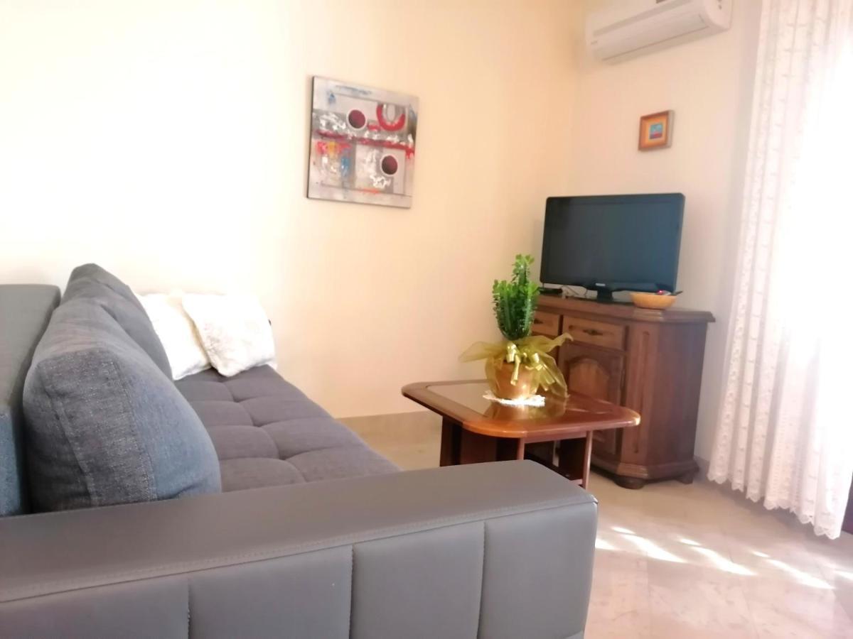 Apartments Melinda Baška Voda Extérieur photo