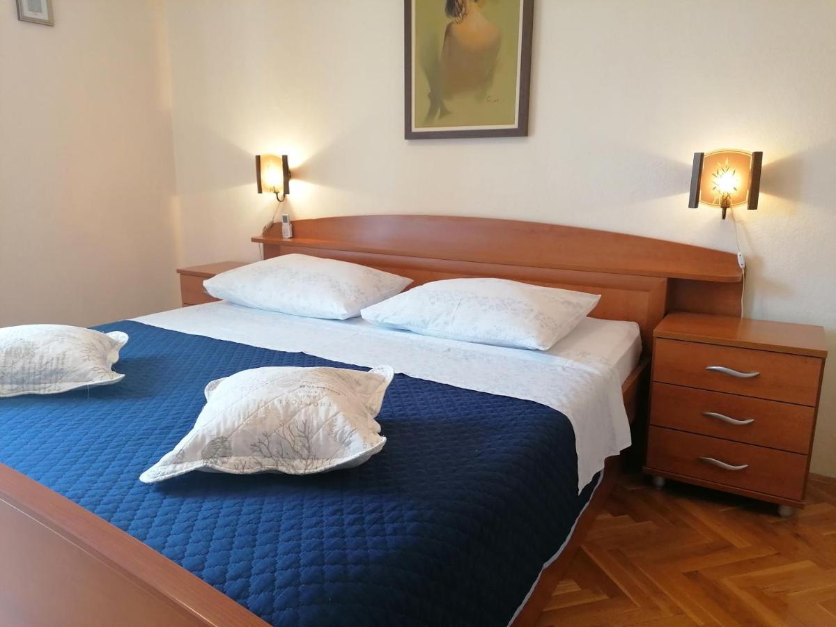 Apartments Melinda Baška Voda Extérieur photo