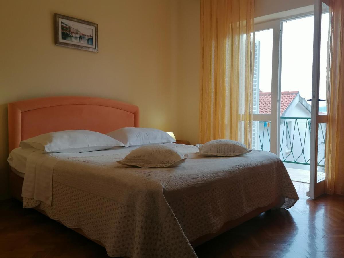 Apartments Melinda Baška Voda Extérieur photo