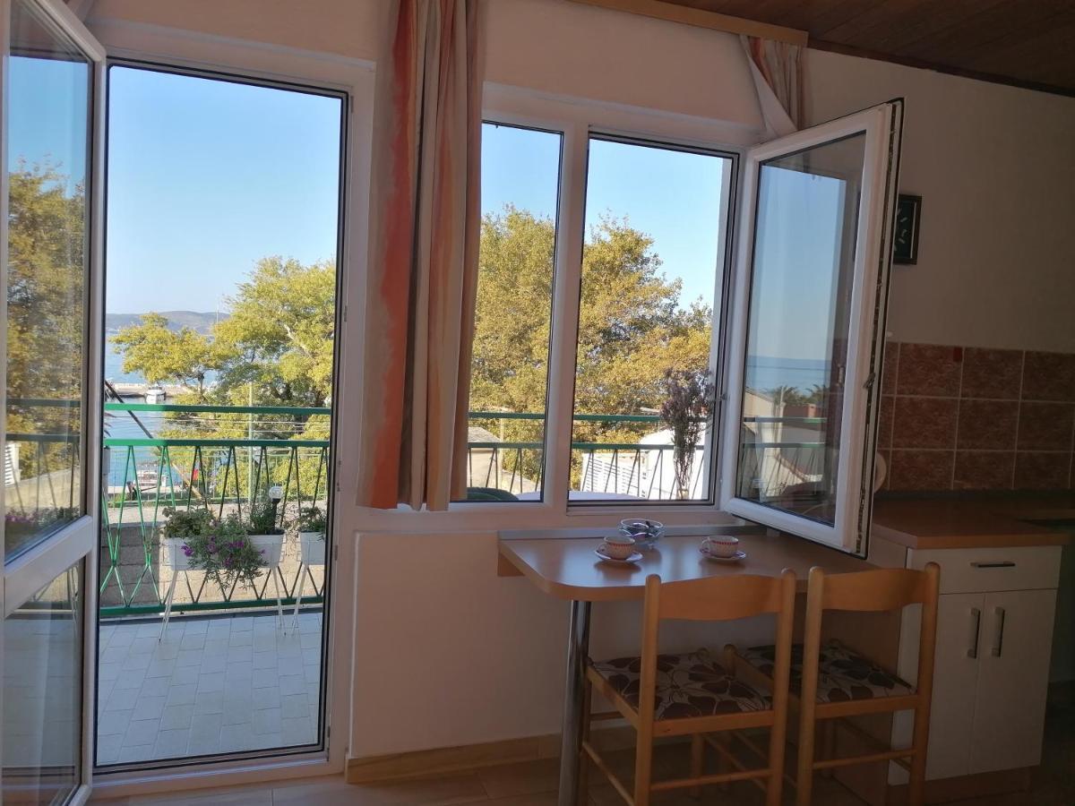 Apartments Melinda Baška Voda Extérieur photo