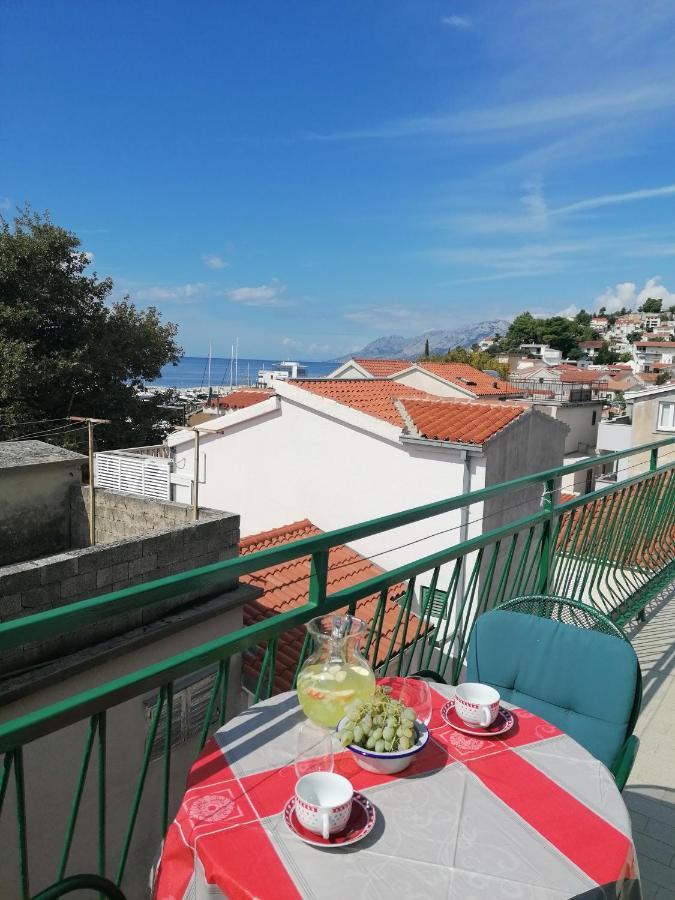 Apartments Melinda Baška Voda Extérieur photo
